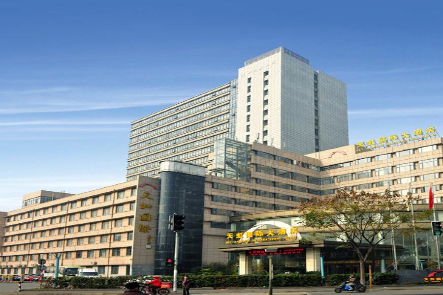Shanghai Sky Rainbow Hotel エクステリア 写真