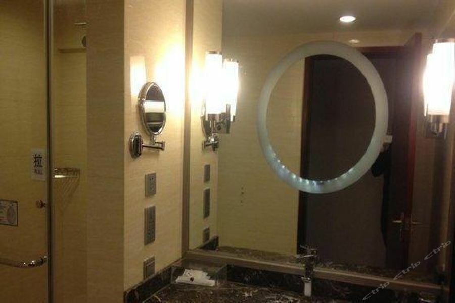Shanghai Sky Rainbow Hotel エクステリア 写真